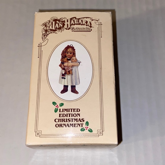 Vintage Jan Hagara 1986 Ceramic Christmas Ornament - Picture 4 of 12